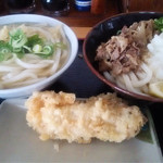 めりけんや 高松駅前店 - かけ
                                肉ぶっかけ（冷）
                                とり天