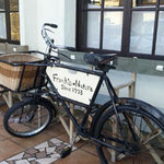 小さな洋食屋さん フランシーズ・ナチュール - 可愛い自転車がお出迎え