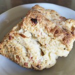 酵母と菓子やコハク - スコーン(ハルイロ)