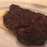37 Steakhouse & Bar - 