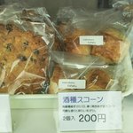 酵母と菓子やコハク - 