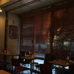 Cafe+Dinner Style - 内観・窓側