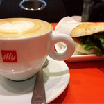 Espressamente illy  - 