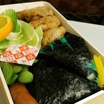 むすび むさし - むすびは梅と昆布の定番コンビ！