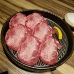 焼肉 GYUJIN - きれいなタン