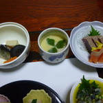 旅館すがわら - お煮しめ。茶わん蒸し・お刺身