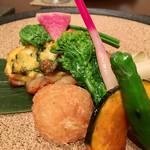 観山聴月 - 相方チョイスの「さわら春風焼き」…りんごがアクセントになっています！！