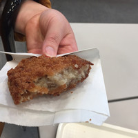 加藤牛肉店 銀座 - 2017年4月。ダンチュウ祭で山形牛コロッケ300円。