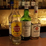 SHOTBAR Q's CASUAL - 