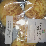 セブンイレブン - ふんわりチーズブレッド 127円