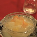 重慶飯店 -  アンニン豆腐　　フツーな感じです