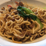 らーめん専門 うしおととり - 汁無し坦々麺を混ぜた