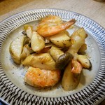 ゆたか - エビとエリンギ、山芋の炒め