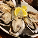 8TH SEA OYSTER Bar - オイスター3ピース(2人前)