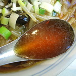 中国菜館 岡田屋 - モヤシソバ/スープ