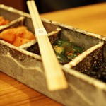 肉家かぐら - キムチ盛り合わせ