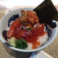 プレミアムレストラン 東京 金のダイニング 鮪金 - 海鮮丼