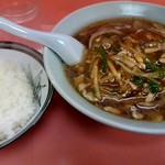 肉そば 700円 + 小ライス 50円 