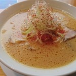 喜一 - 熟成味噌ラーメンに一味投入！