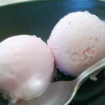 中華そば 七郎 - アイス　サービス