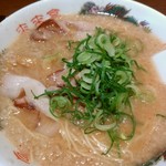 Rairai Tei - こってりラーメン背脂多め