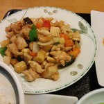 桃華楼 - 鶏肉と野菜の五目炒め