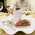 トゥ・ラ・ジョア - 平戸牛のコンソメ仕立て