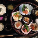 華花 - 華花ランチ 1,580円 → 1000円(ランパスvol.8提示) 