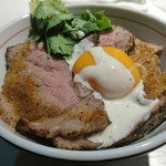 煮干し中華そば一燈 - ローストポーク丼ハーフ 350円 