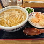 手打うどん かとう - かけうどん、天麩羅海老3尾