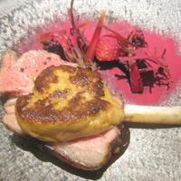 レストランエール - ラム　苺、ビーツ、ブラックベリー