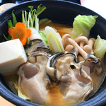 みのり家 - 牡蠣定食の牡蠣鍋♪ 牡蠣たっぷり