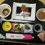 夕食