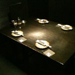Denkaku - 個室のテーブル席です。