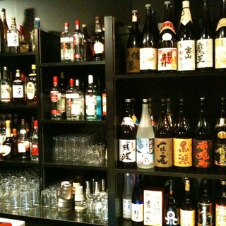 Carefully selected sake from all over the country, with a focus on local sake from Mie Prefecture!