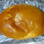 ルアン京町製パン所 - クリームパン