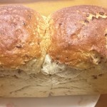 パン・ドゥ・マルシェ - 発芽玄米と黒米玄米の食パン