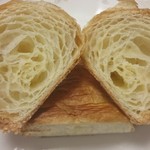 パン・ドゥ・マルシェ - クロワッサンのカット