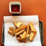 カレーコレクション ディースパイス - 揚げたてフライドポテト