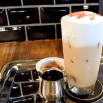 グッドネイバーズコーヒー - キャラメル・ラテ アイス