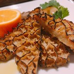 横浜馬車道 旬の肉料理イタリアン オステリア・アウストロ - 2017.3.  トリッパのグリル メイヤーレモン添え