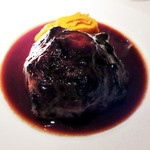 コート ドール - 国産牛のしっぽの煮込み 赤ワインソース 人参ピュレ(5800円+税)