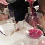 コート ドール - モンテリー2011(ブルゴーニュ)赤グラス 1600円+税