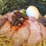 ラーメン 凪 - 色々入っている