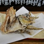 ビストロ割烹 YAOYA - 鯵の骨フライ