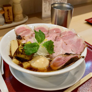 燃えよ麺助 - 料理写真:■特製金色貝そば 990円