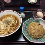 山本中華ラーメン - ネギラーメンとチャーハンのセット