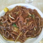 栄龍 - 牛肉入り焼きそば