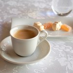 サン・マキアージュ - ミニャルディーズ、コーヒー