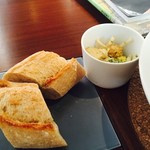 INTERSECT BY LEXUS - 